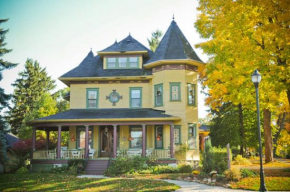 Ruby Manor Bed & Breakfast